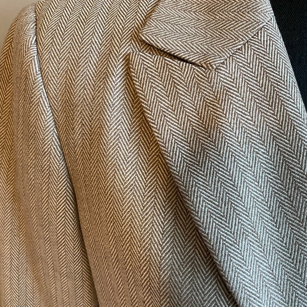 🎊SOLD🎊harve  Benard Sport Blazer Tan and Cream Chevron Design: Size 12 - Picture 6 of 6